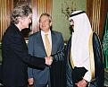 اضغط على الصورة لعرض أكبر. 

الإسم:	Hughes%20with%20the%20King.jpg 
مشاهدات:	595 
الحجم:	80.8 كيلوبايت 
الهوية:	3292103